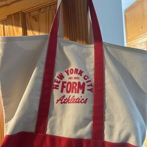 Form NYC pop up tote bag